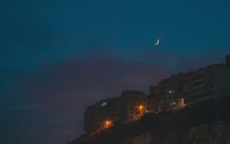 Ramadan in Morocco: How 800 Observers Spot the Moon Without AI