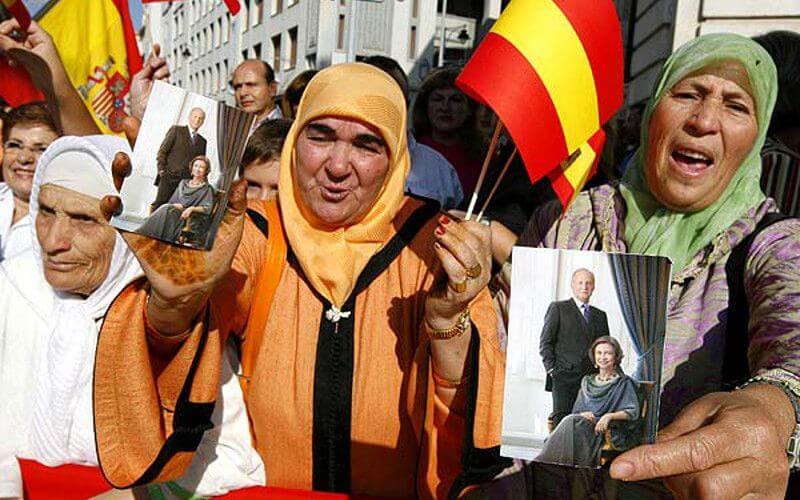 Report: Quarter Million Moroccan Immigrants in Spain Lack Legal Status