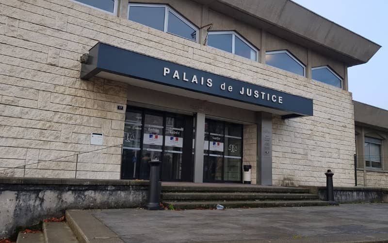 Restaurant Owner Faces Trial for Denying Entry to Veiled Woman in French Pyrenees