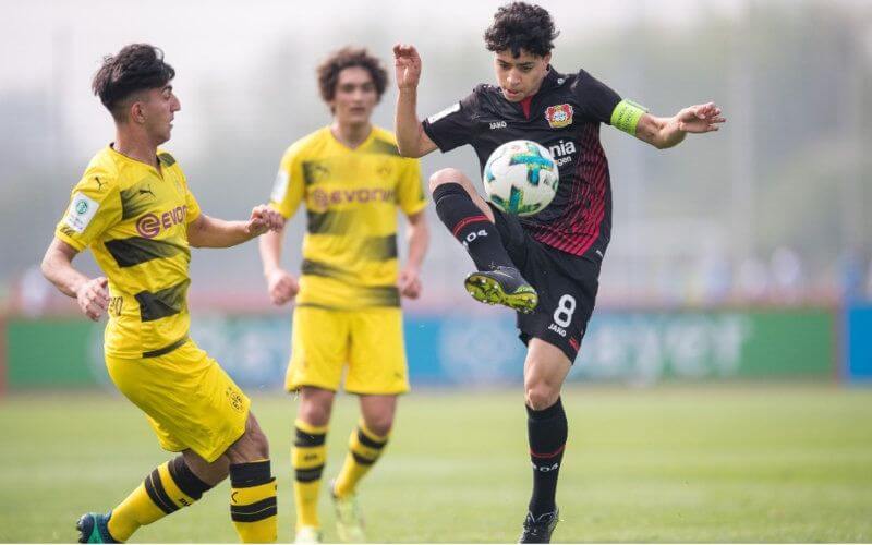 Rising Moroccan Talent Ayman Azhil Impresses in Bayer Leverkusen's Preseason