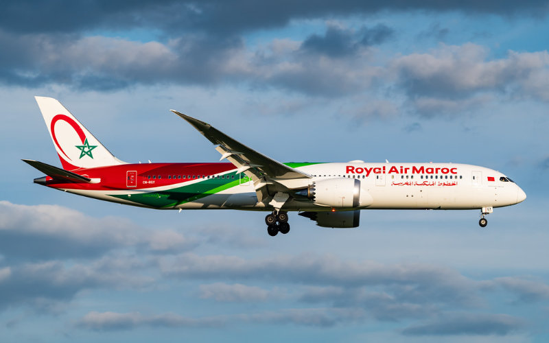Royal Air Maroc Delays Casablanca-Algiers Flights Amid Political Tensions