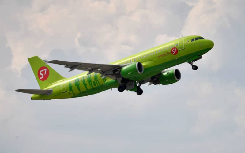 Russia Resumes International Flights to Morocco, UK, and European Countries Amid Easing COVID Restrictions