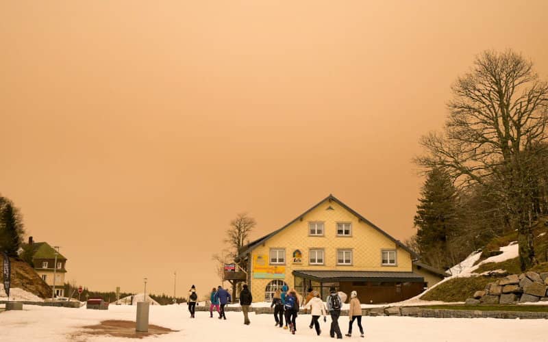 Saharan Dust Cloud Returns to Europe, Less Intense Than February Episodes