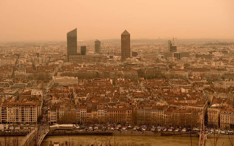 Saharan Dust Cloud Triggers Air Pollution Spike Across Europe