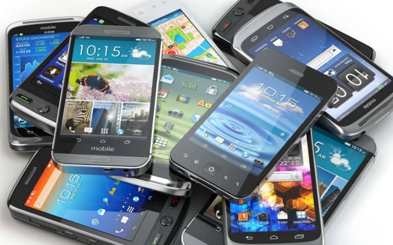 Samsung Repurposes Old Galaxy Phones to Diagnose Eye Diseases in Developing Countries
