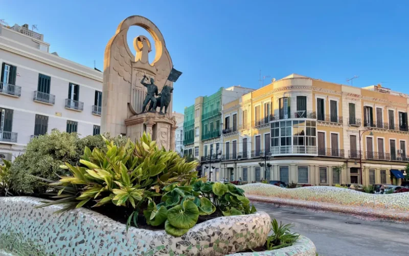 Senior Spanish official calls Sebta and Melilla “colonies” and demands a referendum