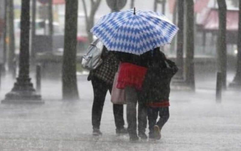 Severe Weather Alert: Thunderstorms and Strong Winds Sweep Across Morocco