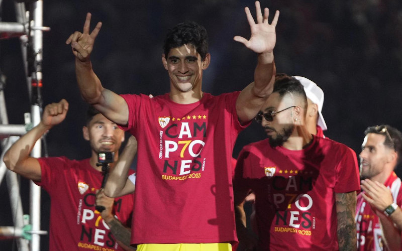 Sevilla FC Considers Selling Star Goalkeeper Bounou Despite Europa League Heroics