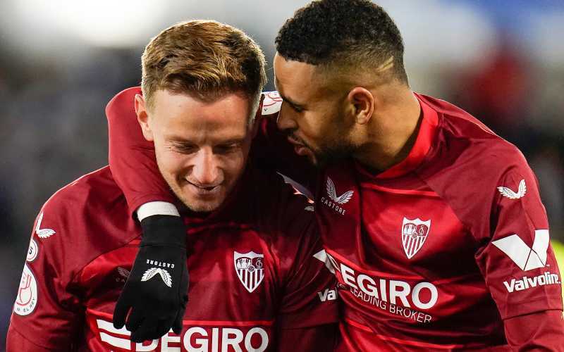 Sevilla Rejects West Ham's £17M Bid for Moroccan Striker En-Nesyri