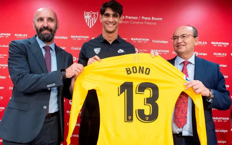 Sevilla FC Secures Moroccan Goalkeeper Yassine Bounou in Four-Year Deal