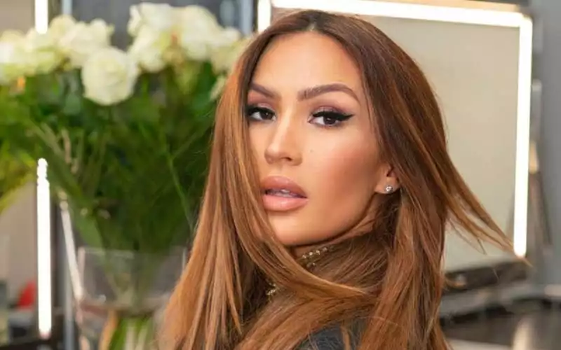 Singer Vitaa Urges Support for Morocco Earthquake Victims on French TV
