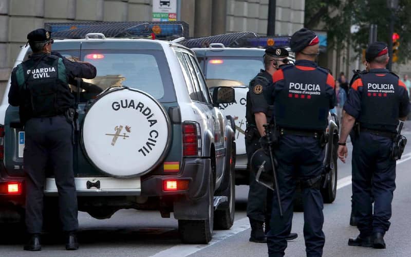 Spain Deports Two Moroccan Nationals Over Extremism Concerns
