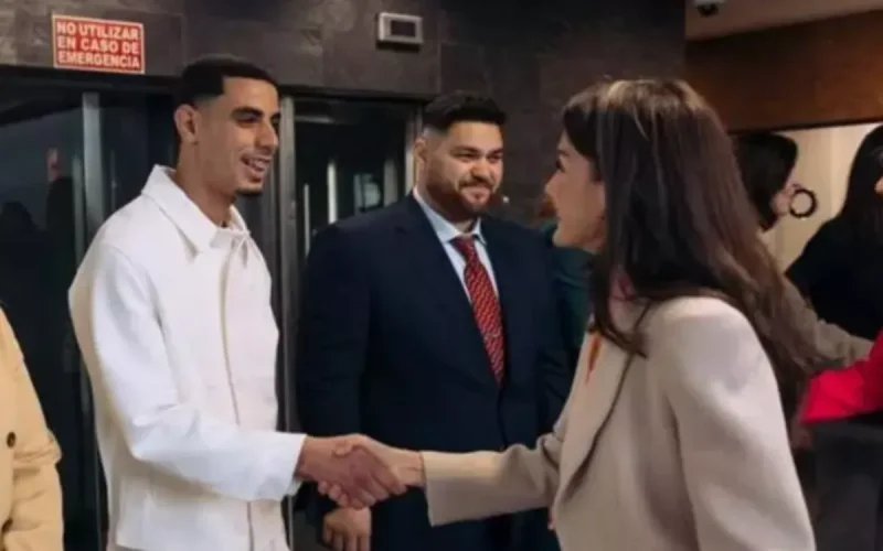 Spain: the incredible destiny of a young Moroccan who went from a patera to the royal palace