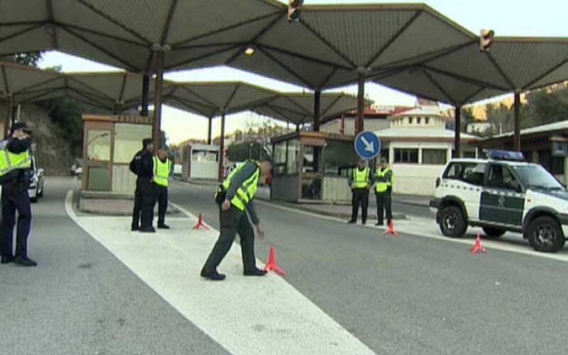Spain Limits Border Crossings with France as Moroccan Diaspora Returns Home