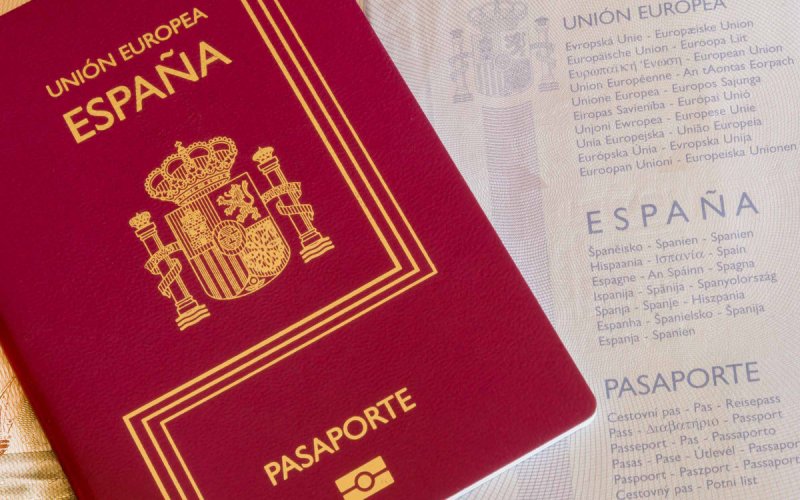 Spain's Citizenship Surge: Sánchez Era Shatters Naturalization Records