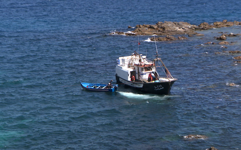 Spanish Civil Guard Seizes Illegal Driftnets from Moroccan Fishing Boats off Ceuta Coast