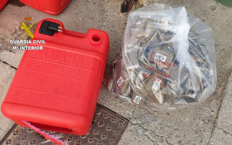 Spanish Coast Guard Seizes 353 Kilos of Moroccan Hashish in Mediterranean Drug Bust