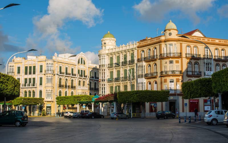 Spanish Immigration Firm Director Arrested for Defrauding Moroccan Woman in Residence Permit Scam