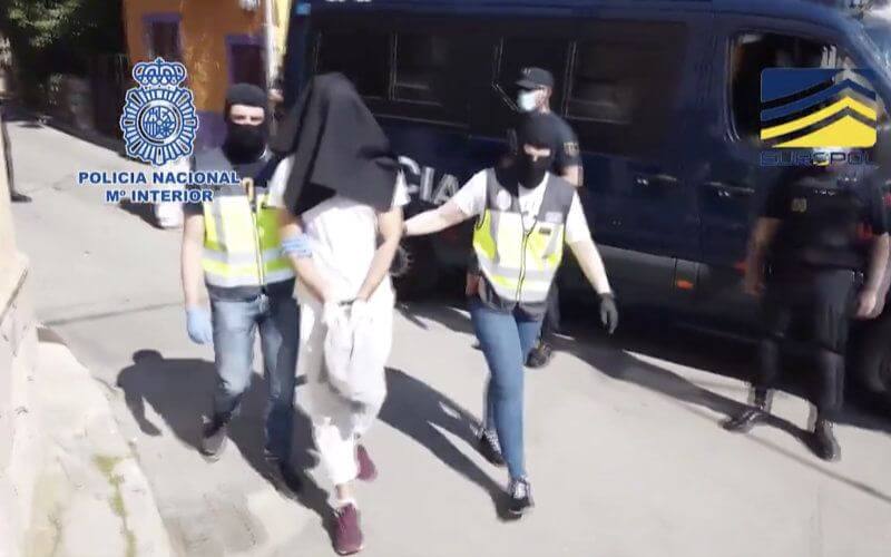 Spanish Police Arrest Moroccan Man Suspected of ISIS Ties and Online Radicalization