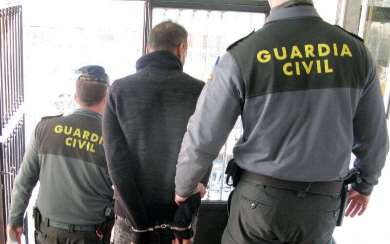 Spanish Police Bust Fake Document Ring Involving Moroccan Farm Workers