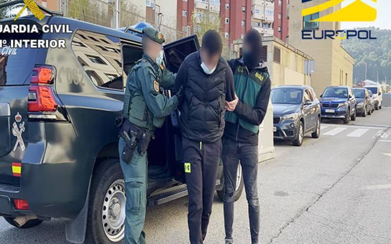 Spanish Police Bust Moroccan Hashish Ring at Malaga Port, Seize 496 kg