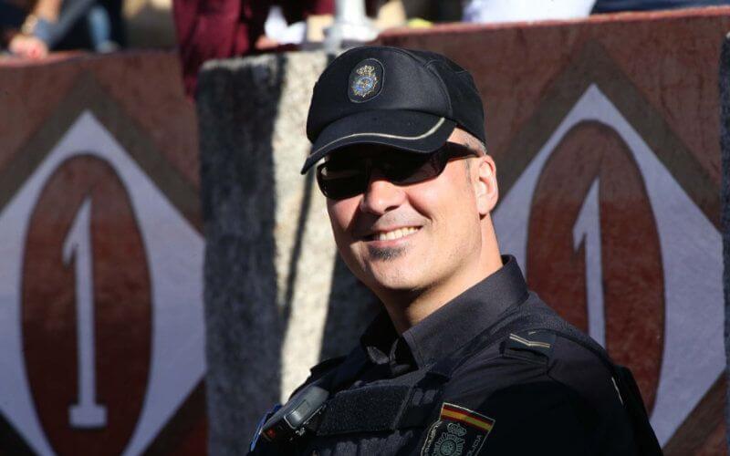 Spanish Police Officer Rescues Moroccan Children from Dangerous Currents in Malaga Beach Drama