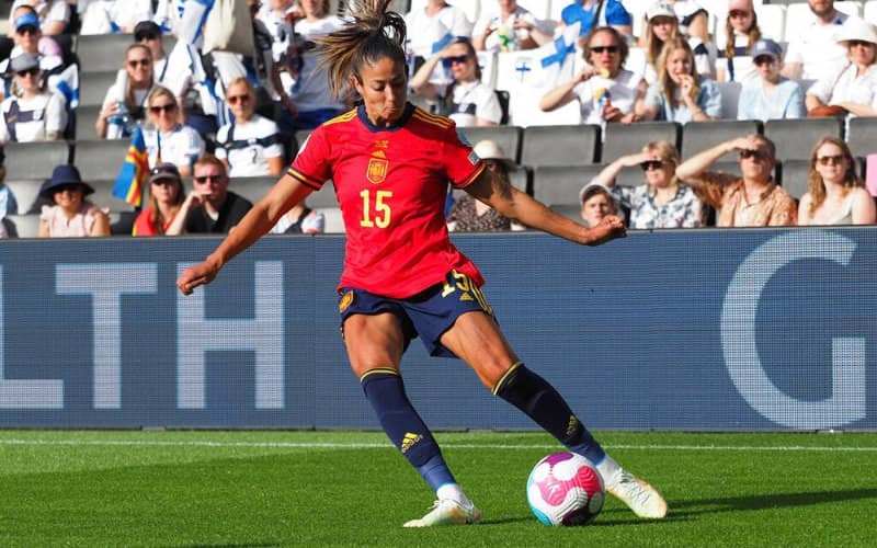 Spanish Women's Soccer in Turmoil: 15 Players Quit National Team Over Coach Dispute