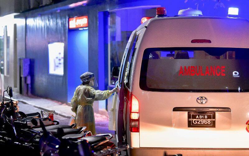 Stranded Moroccans Plead for Repatriation from Maldives Amid COVID-19 Crisis