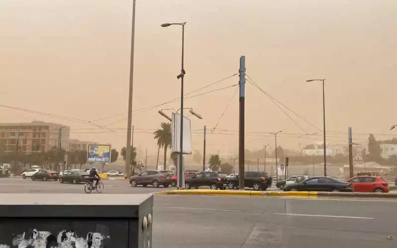 Strong Winds and Sandstorms Prompt Weather Alert Across Morocco