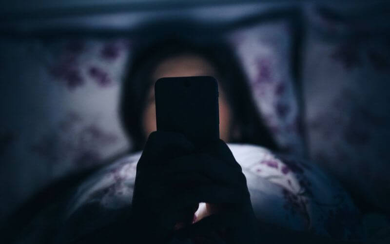 Study: 60% of Moroccan Adults Report Smartphones Disrupting Their Sex Lives