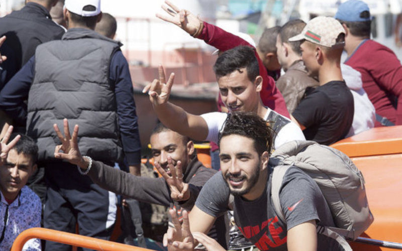 Survey Reveals Demographic Trends of Moroccan Migrants: Young, Male, and Married