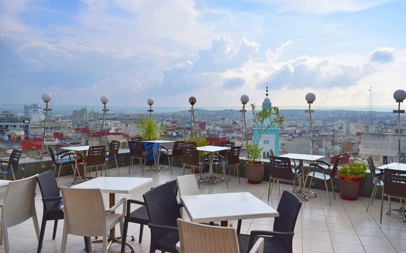 Tangier Imposes Early Closures on Cafes and Restaurants Amid COVID-19 Surge