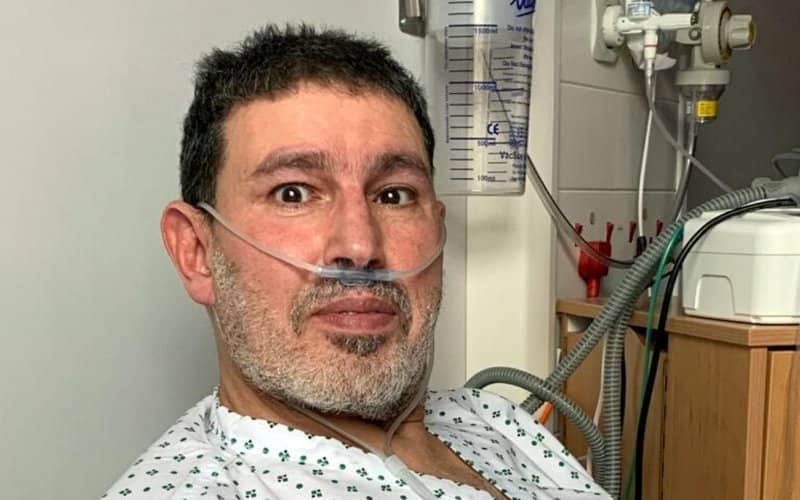 UK Teacher Regrets Refusing COVID Vaccine After Near-Fatal Infection
