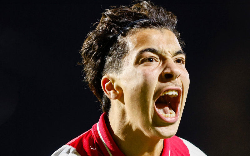 Teen Sensation Bounida Scores on Professional Debut for Ajax