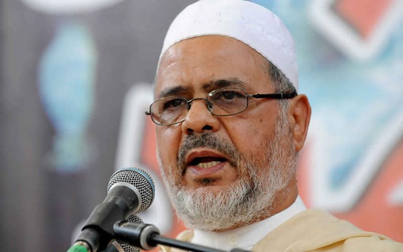 Top Islamic Scholar: Normalizing Ties with Israel Violates Sharia Law
