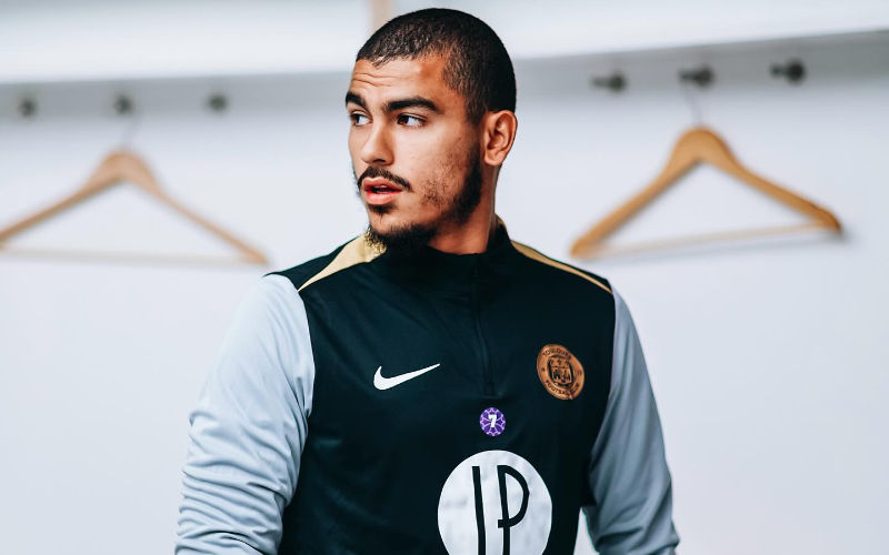Toulouse Fans Boo Struggling Striker Aboukhlal During Lyon Match