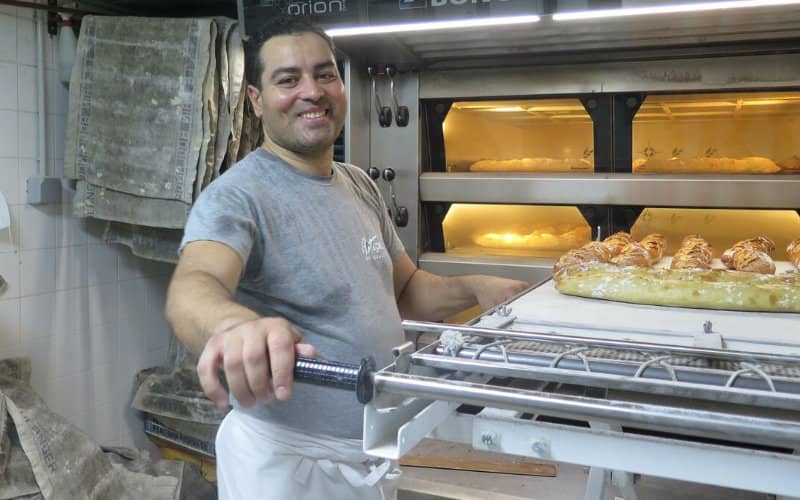 Tunisian Immigrant Wins Paris's Best Baguette Award, Will Supply Élysée Palace