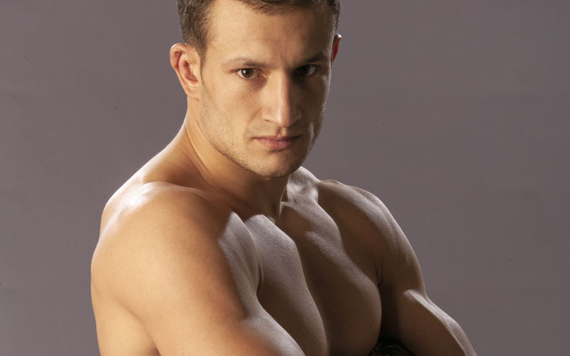 UFC Fighter's Shocking Heist: Lee Murray's Role in Historic UK Bank Robbery