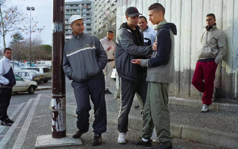 Unaccompanied Moroccan Minors Linked to Crime in Paris Neighborhood, Study Finds