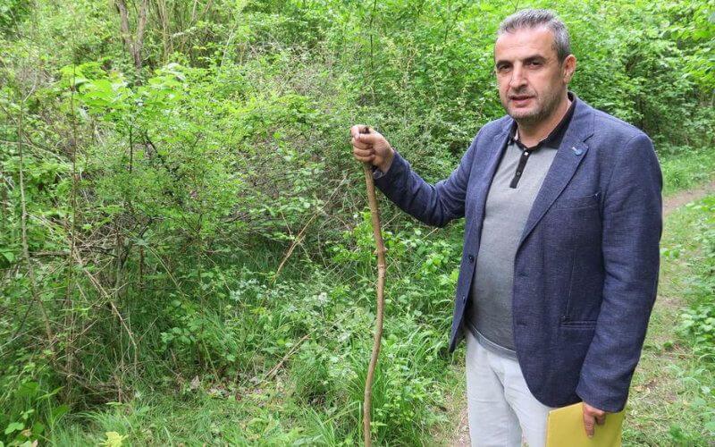 Undocumented Algerian Man Rescues Woman from Knife Attack in French Park