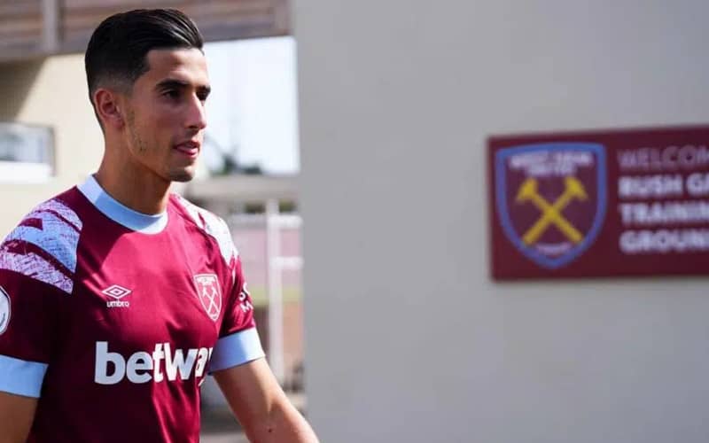 West Ham's Moroccan Defender Aguerd Undergoes Successful Ankle Surgery