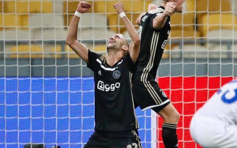 Ziyech's Double Propels Unbeaten Ajax to Eredivisie Summit